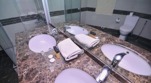 Hollywood Inn Hotel image 39