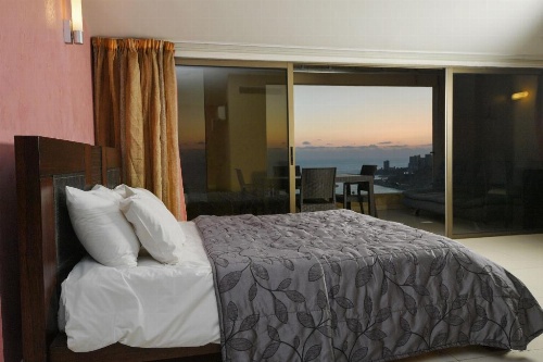Hollywood Inn Hotel image 44