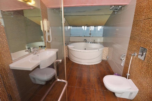 Hollywood Inn Hotel image 48